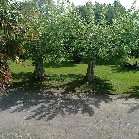 Michel Et Florence ベッド・アンド・ブレックファスト ペルオラード