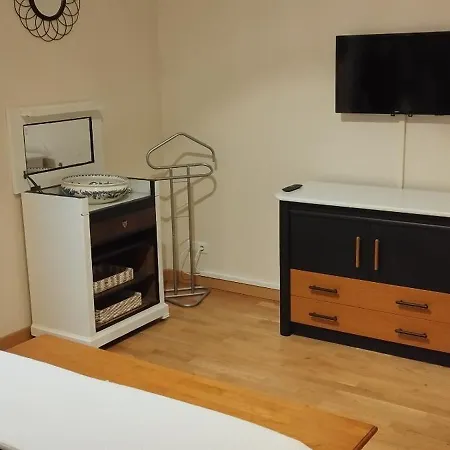 Michel Et Florence 3* ペルオラード