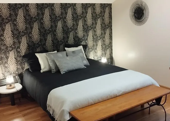 לינה וארוחת בוקר Michel Et Florence